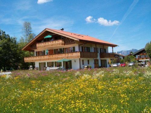 Gaestehaus Bernhard Krün Εξωτερικό φωτογραφία
